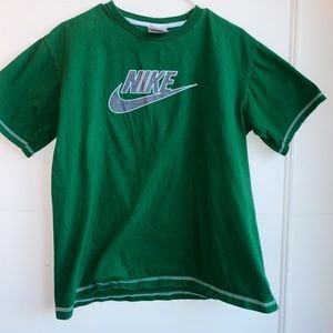 Green Nike embroidered t-shirt